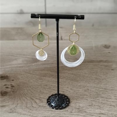 Pendantes dorées dépareillées Ysé