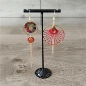 Pendantes dorées dépareillées Liora