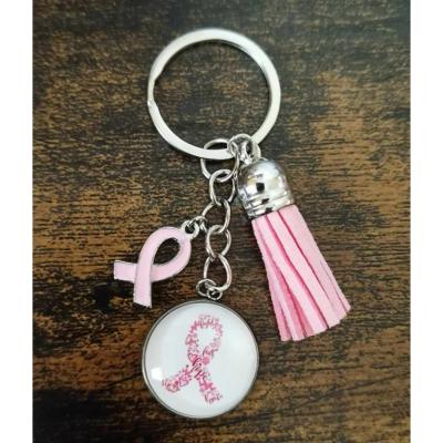 Porte clés Octobre rose Eve