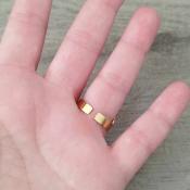 Bague dorée Camélia