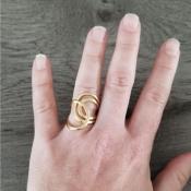 Bague dore Aka