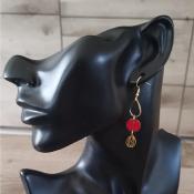 Pendantes dorées dépareillées Orélia