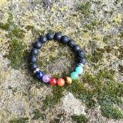 Bracelet "Harmonisation et Libération" 7 chakras et pierres de lave