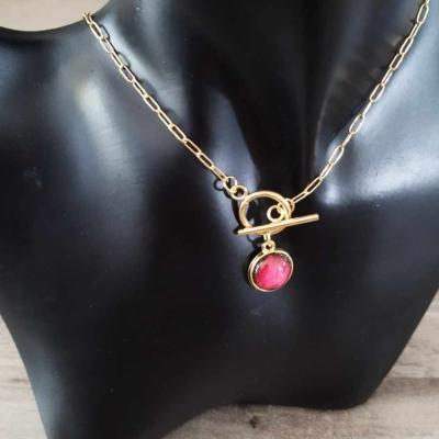 Collier doré Romane